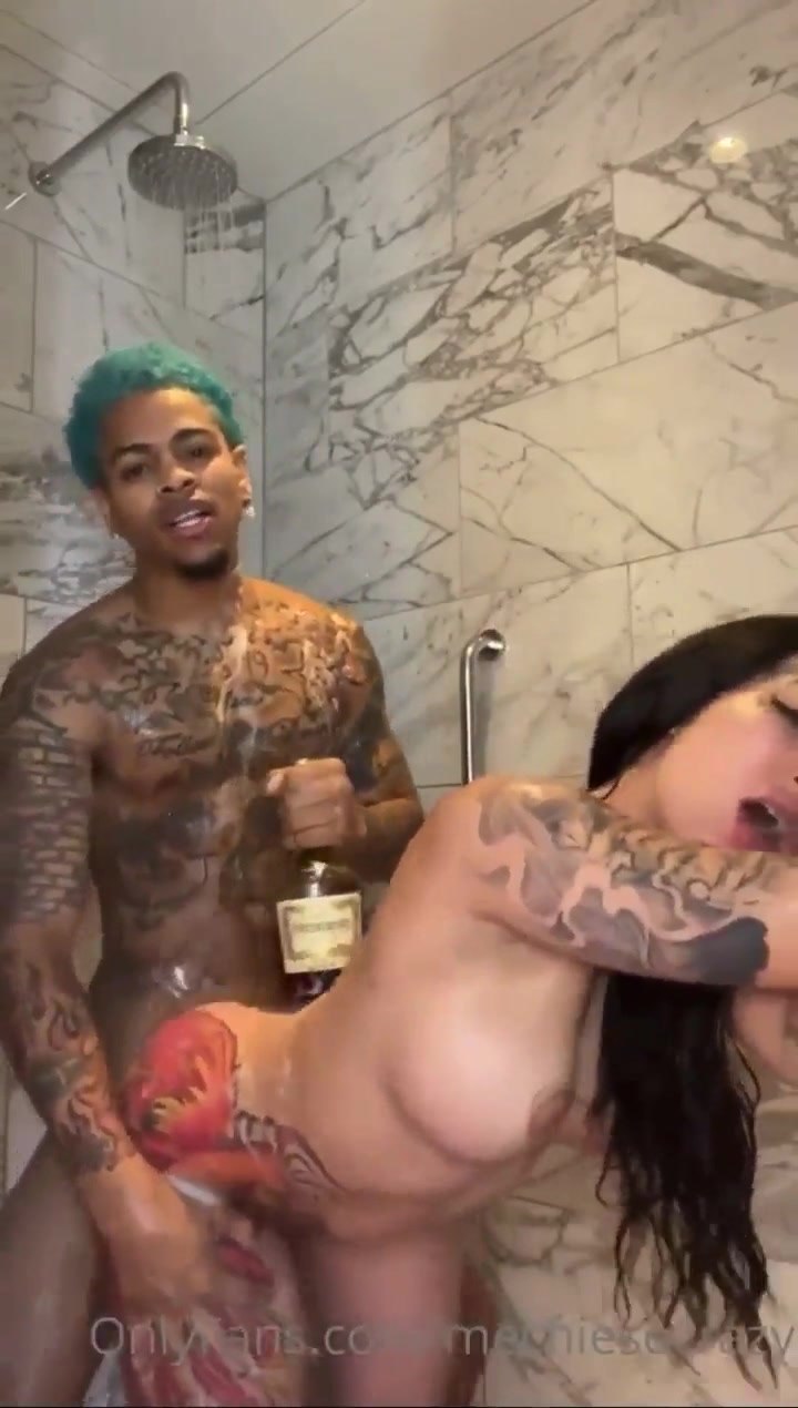 Carmen Pritchett Sex.tap bathtub fucking makes him cum twice